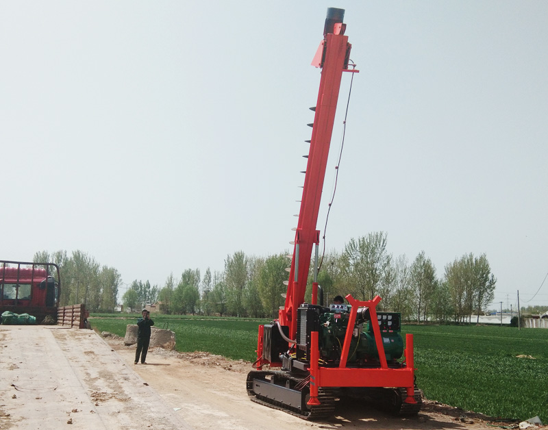 長(cháng)螺旋打樁機